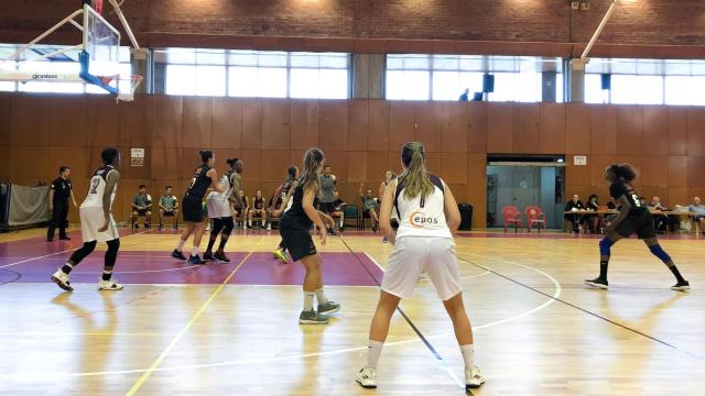 Jugadoras del Club Bàsquet Femení Sant Adrià (FSA)