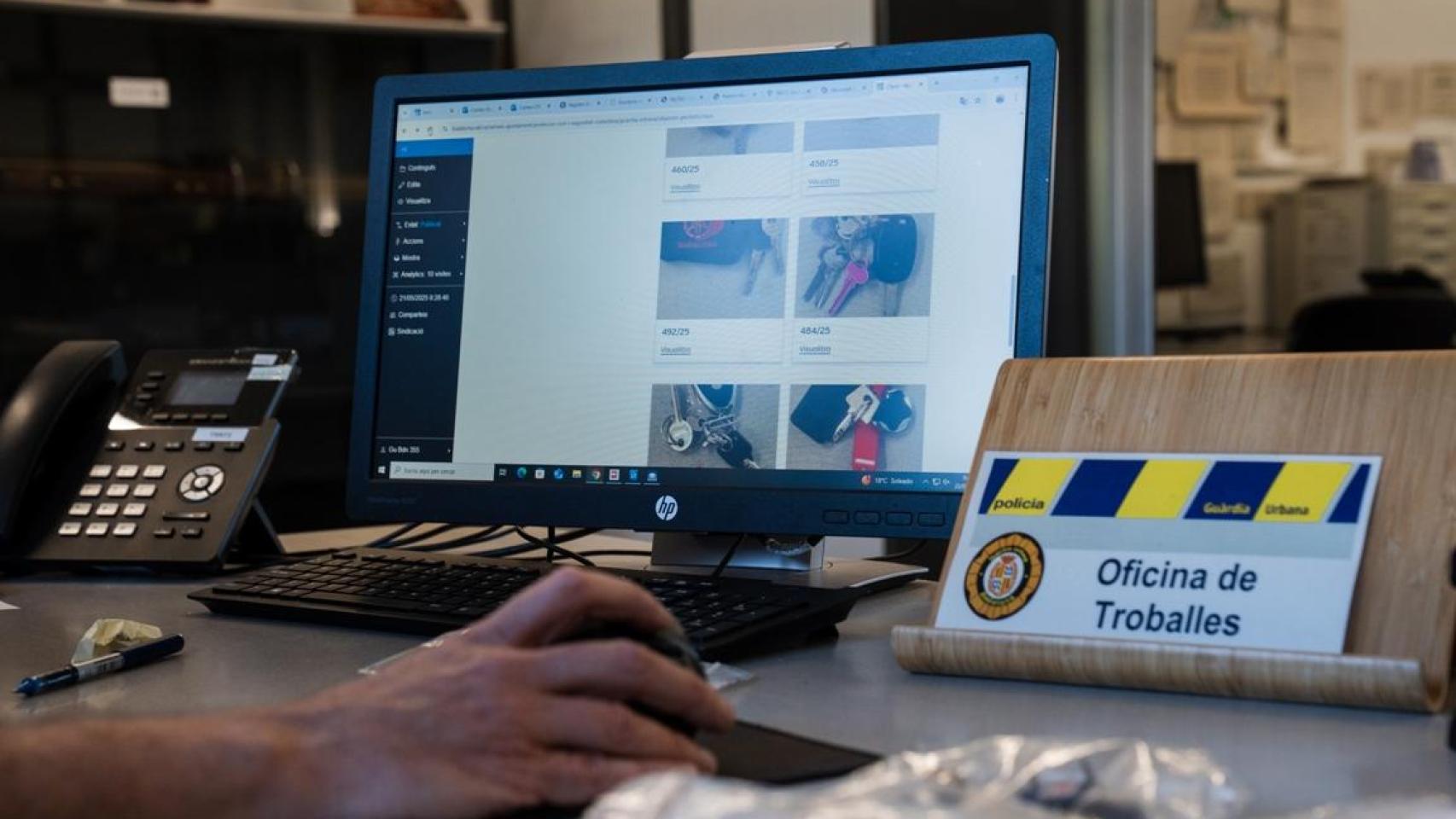 La Guardia Urbana de Badalona estrena un buscador web para recuperar objetos perdidos