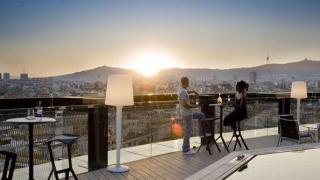 Las mejores terrazas para desayunar en Barcelona: 10 espacios con encanto para empezar el día