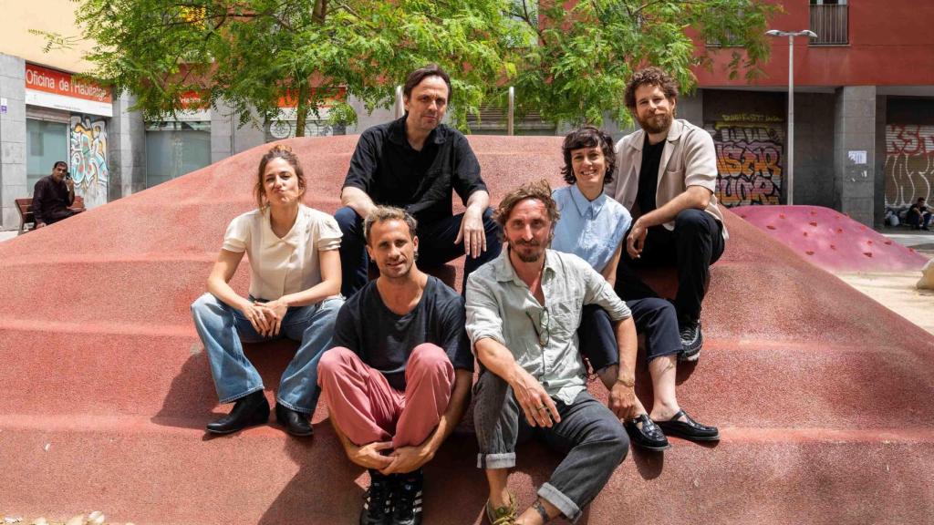El equipo de 'Esmorza amb mi': Ivan Morales, Álvaro Cervantes, Anna Alarcón, Marina Salas, Oriol Pla e Ivan Massagué