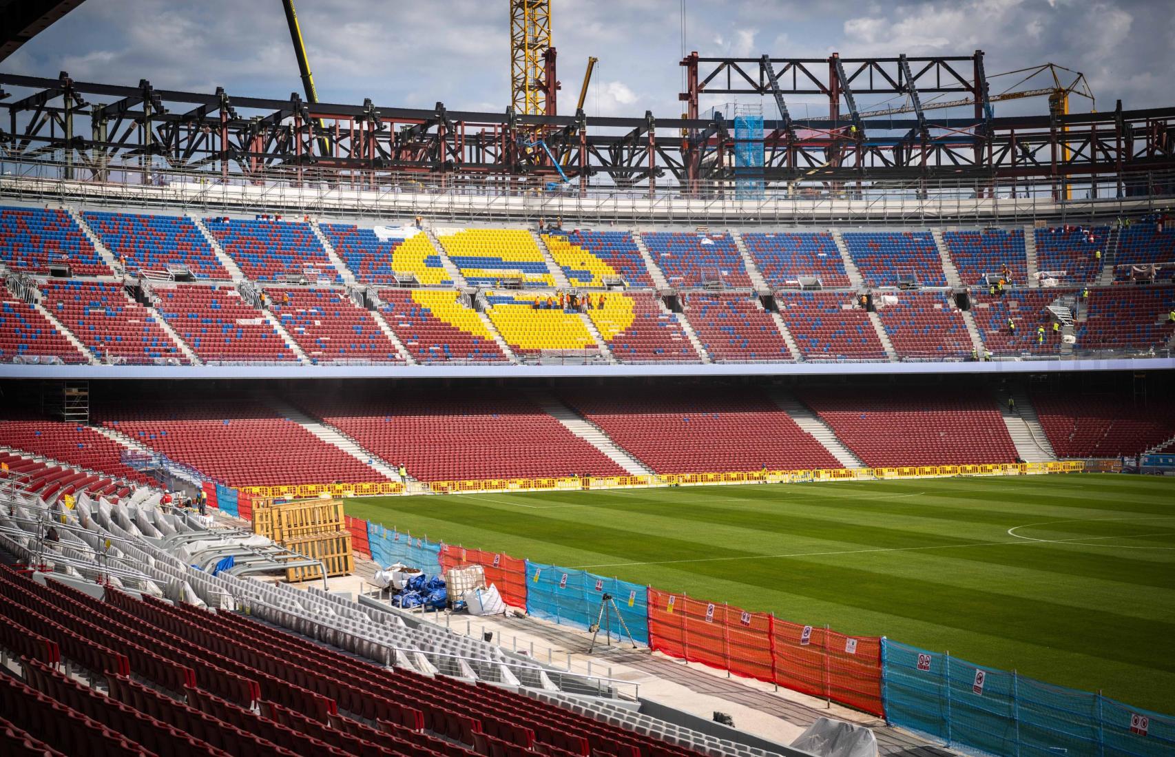 Primeras filas del nuevo Camp Nou, en obras