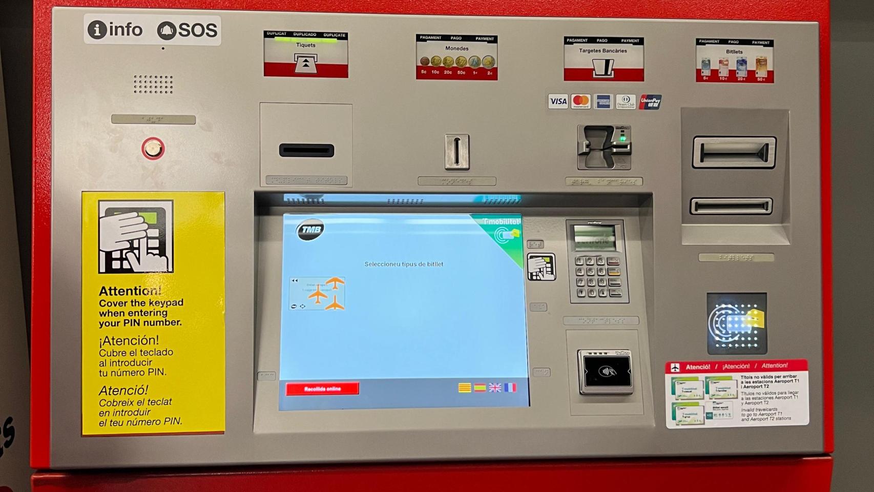 Máquina de venta del metro de Barcelona con pago contactlesss