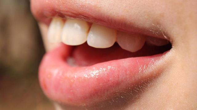 Primer plano de una sonrisa