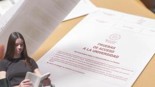 Joana, la estudiante con la nota más alta de Selectividad 2024 en Barcelona, desvela su secreto: Descansar y dormir bien”