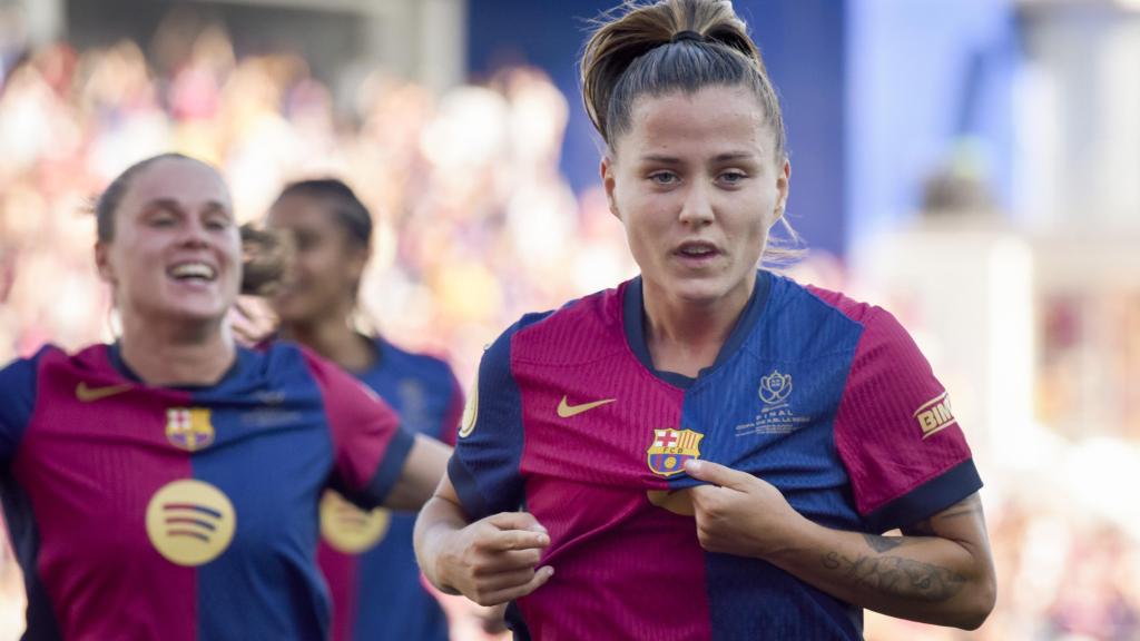 Claudia Pina celebra el seu doblet a la final de la Copa de la Reina