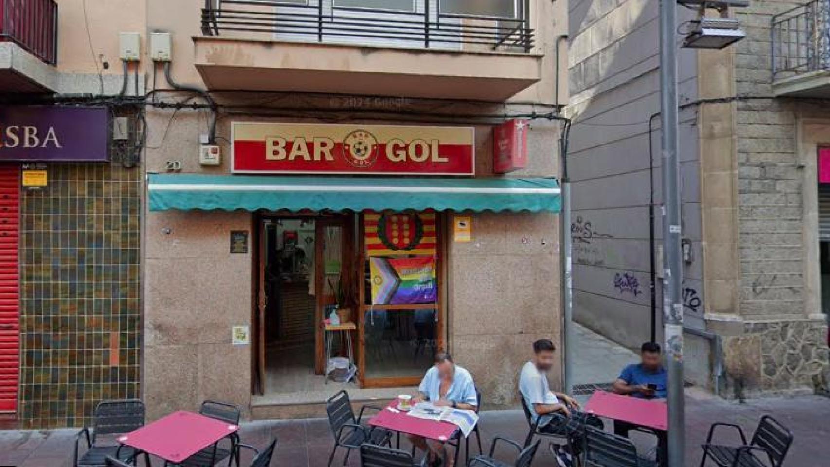 El Bar Gol en Montcada, propiedad de la madre de Claudia Pina