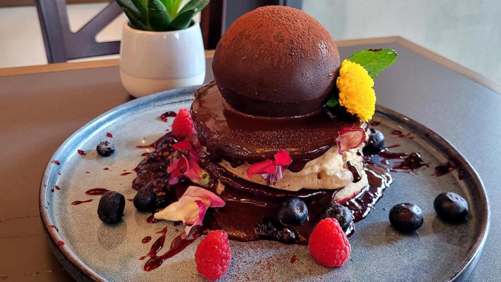 Un plat de menjar en Gabby's brunch