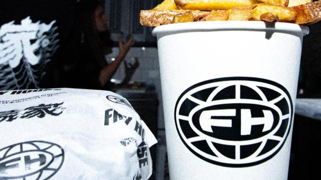 Patatas fritas del nuevo local de hamburguesas japonesas en Barcelona