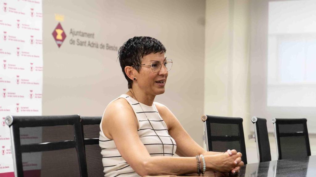 Filo Cañete durante la entrevista con Metrópoli