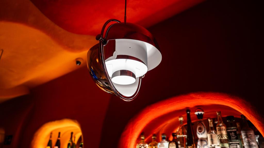 Decoración de Focacha, la coctelería clandestina de Tuset que homenajea a la ‘gauche divine’