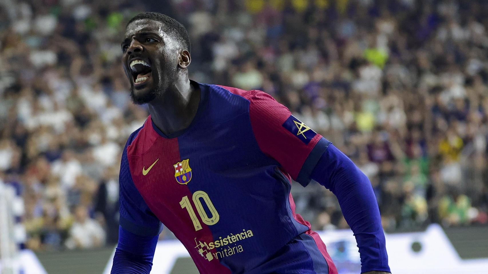 Dika Mem marca un gol en las semifinales de la Champions League contra el Magdeburgo