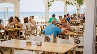 Golpe al grupo Lancaster: la empresa pierde el 'Carita Morena', su último chiringuito en Castelldefels