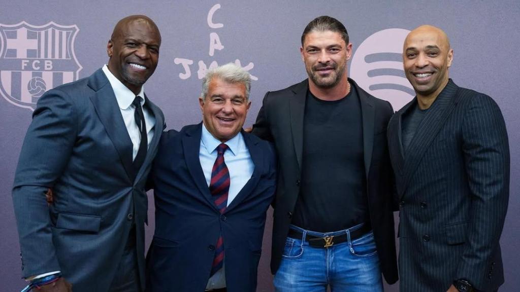 Terry Crews, Joan Laporta, Andy Bara y Thierry Henry, en Montjuïc
