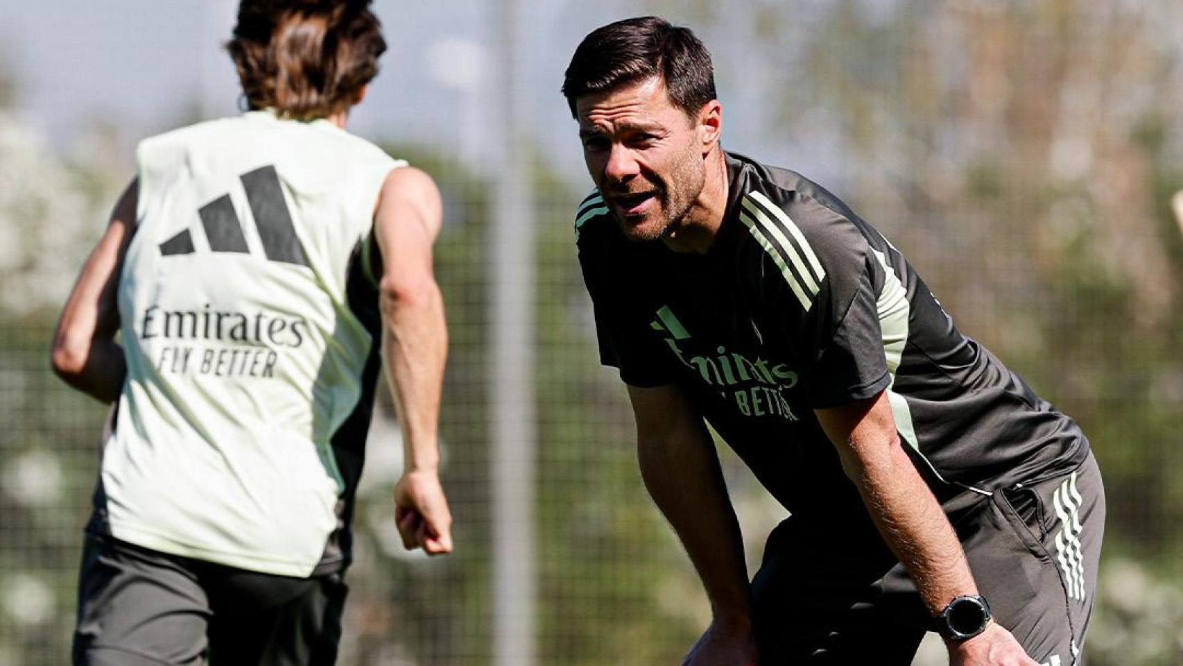 Xabi Alonso en un entrenamiento con el Real Madrid
