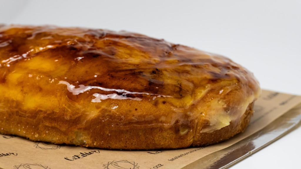 Coca de torrija de L’Atelier Barcelona, la novedad de este 2025