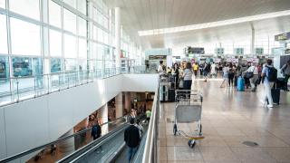 Trabajadores del Aeropuerto de Barcelona ven “ineficientes” los controles de acceso: “Hay ladrones que compran billetes para entrar”