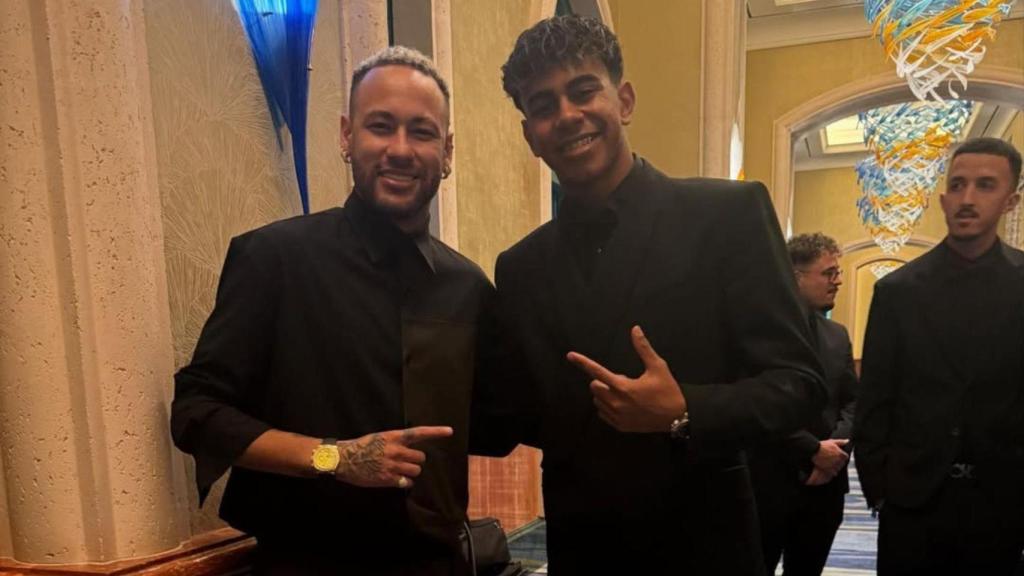 Neymar Jr y Lamine Yamal, en los Globe Soccer Awards