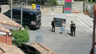 En marcha el desalojo del Casino de Albarrosa de Viladecans, okupado desde 2019