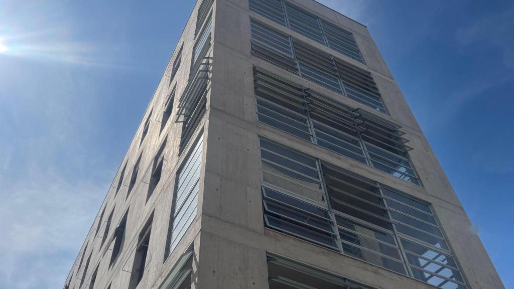 Edificio de vivienda pública de Sant Andreu de la Barca