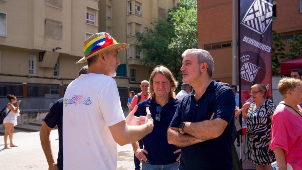 El alcalde de Barcelona, Jaume Collboni, en la inauguración del nuevo parque de agua en la plaza del Maresme