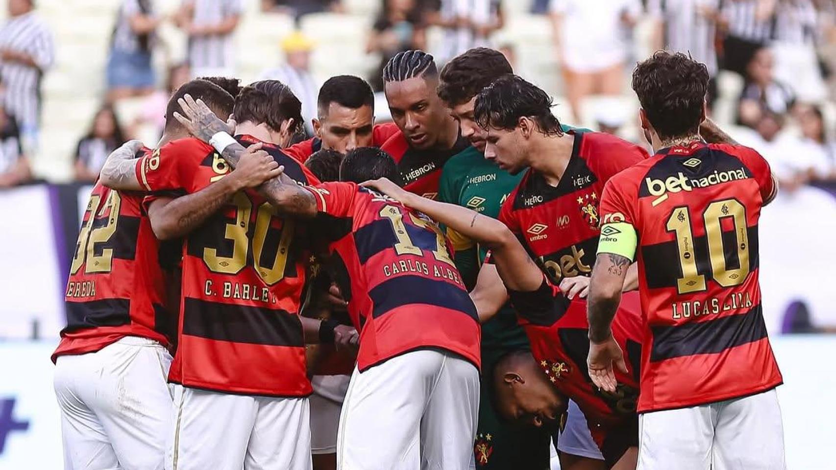 Los jugadores del Sport Recife, concentrados para un partido
