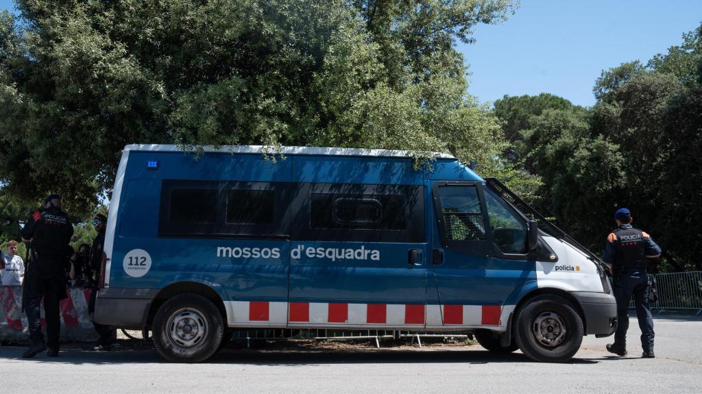 Un furgón de los Mossos d'Esquadra en un dispositivo de seguridad