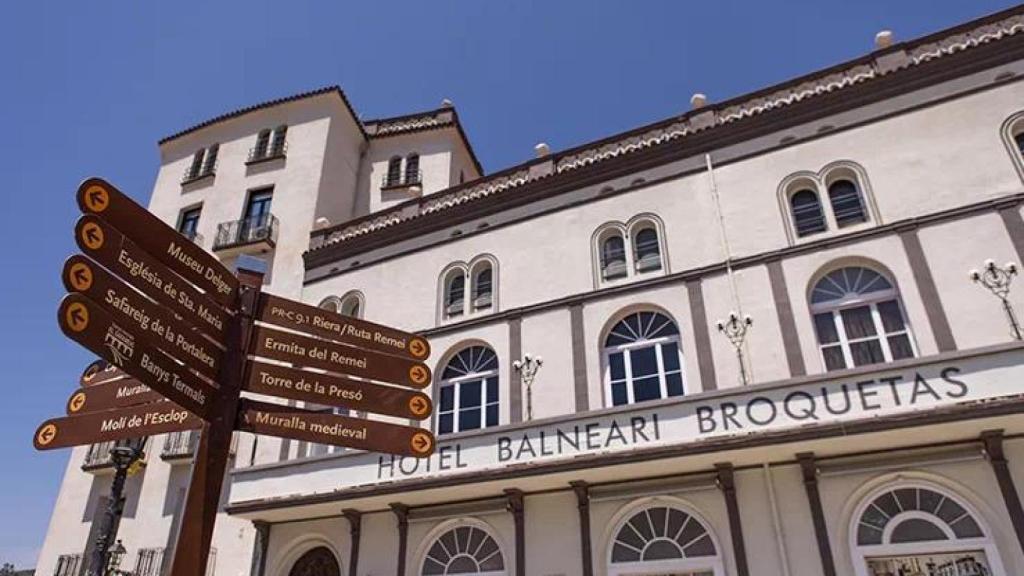Facciada de l'hotel Balneareu Broquetas