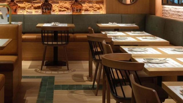 Interior del restaurante Tapa Tapa del paseo de Gràcia de Barcelona tras las reformas
