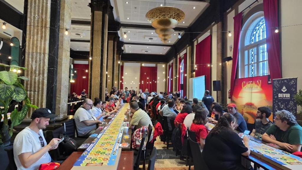 Barcelona se conecta al mundo con Catan