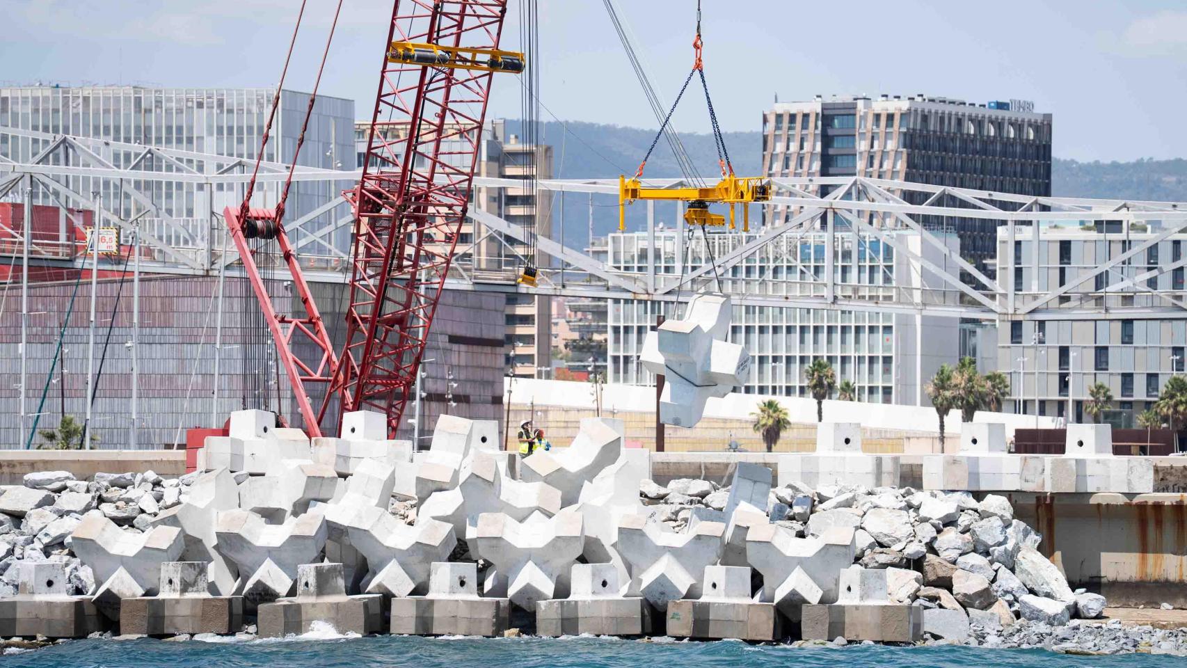 Colocación de los bloques Xbloc en el Port Fòrum