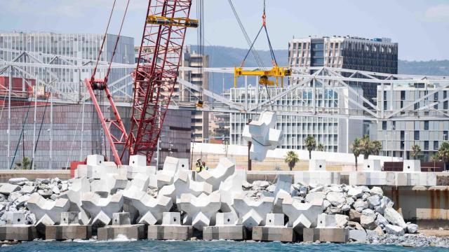 Colocación de los bloques Xbloc en el Port Fòrum