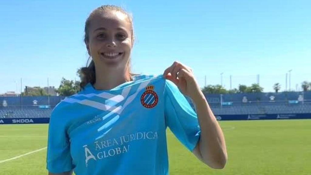 Meritxell Muñoz, presentada como nueva jugadora del RCD Espanyol