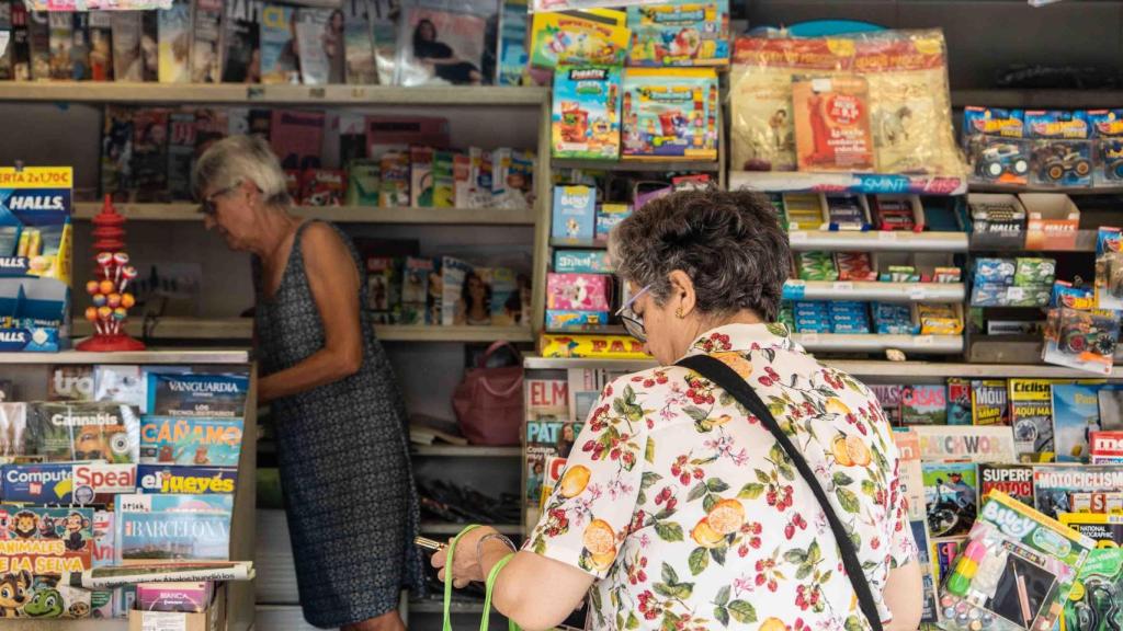 Maria Àngels, la última quiosquera de Sant Adrià