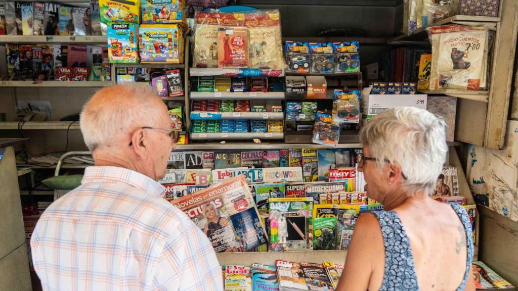 Maria Àngels, la última quiosquera de Sant Adrià