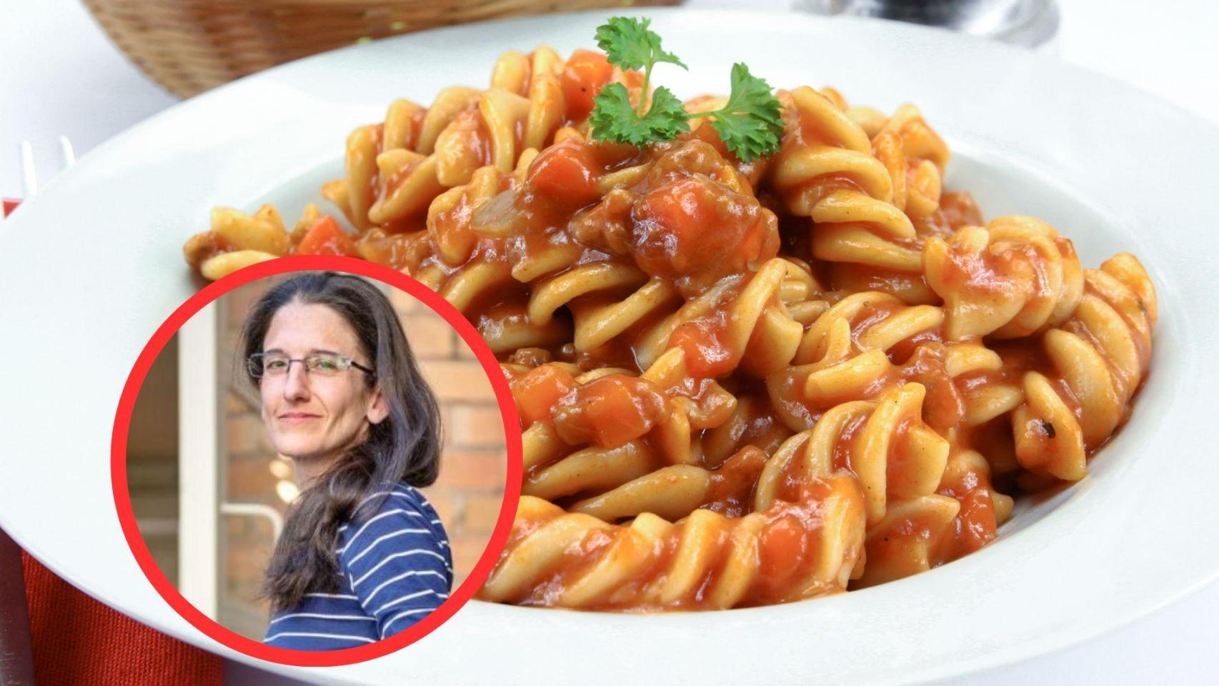 Fotomontaje pasta con tomate y Maria Nicolau