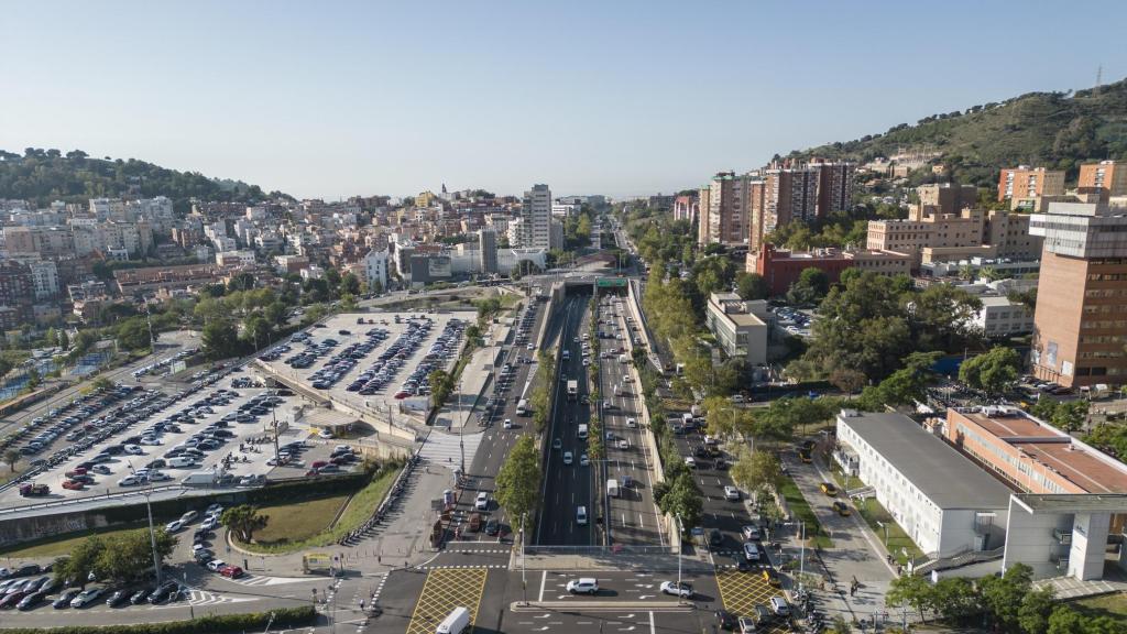 Vista panoràmica de la ronda de Dalt de Barcelona