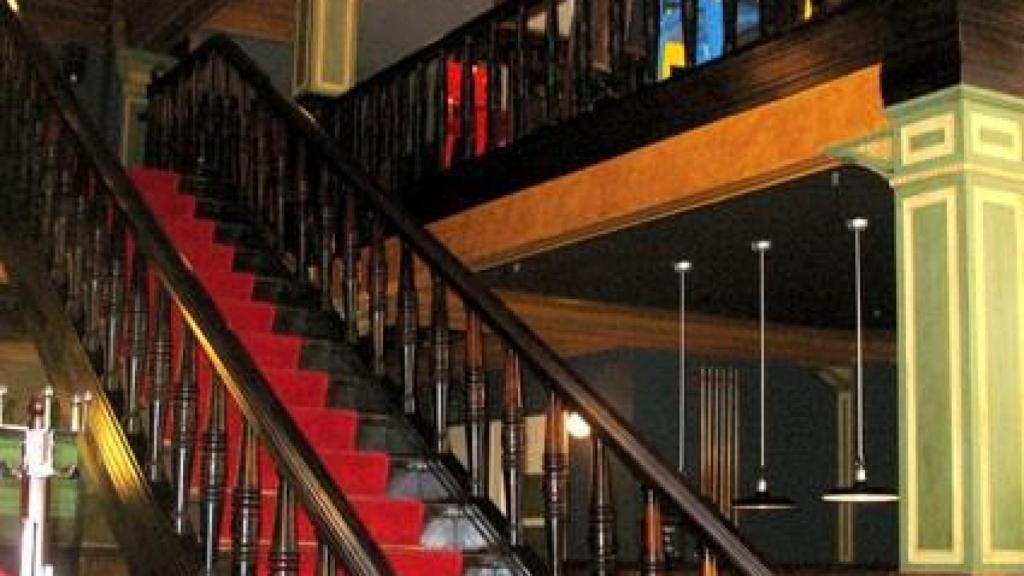 Las escaleras clásicas de El Bar Velódromo