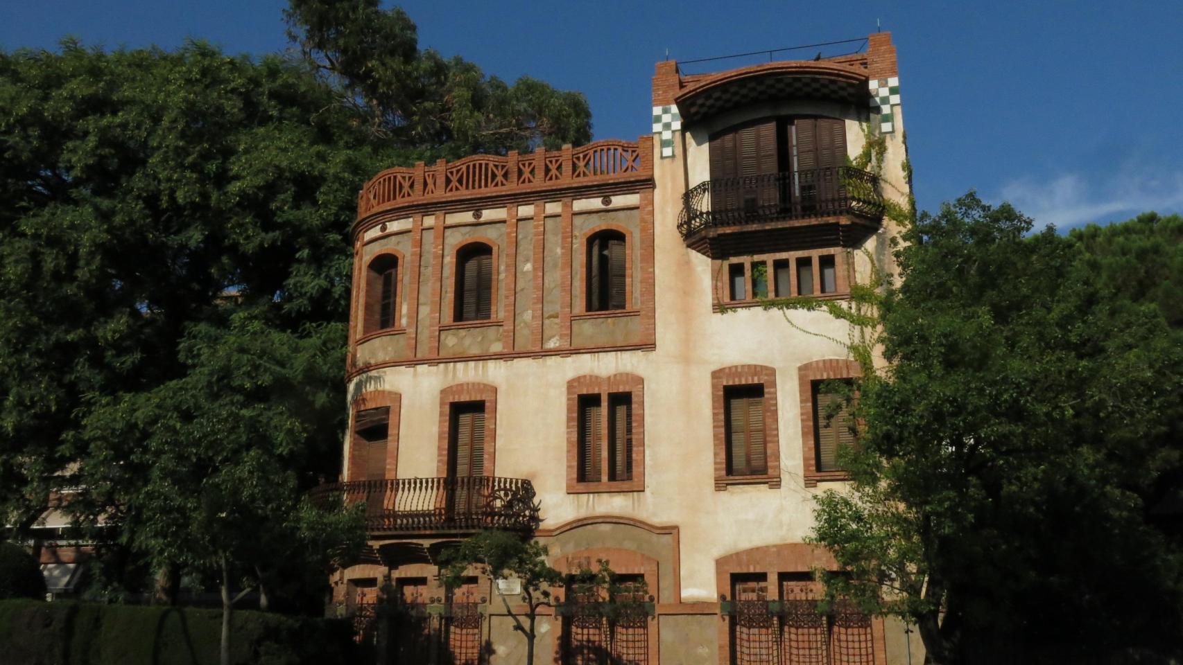 Barcelona recupera una abandonada casa modernista de 120 años, la Casa Hurtado