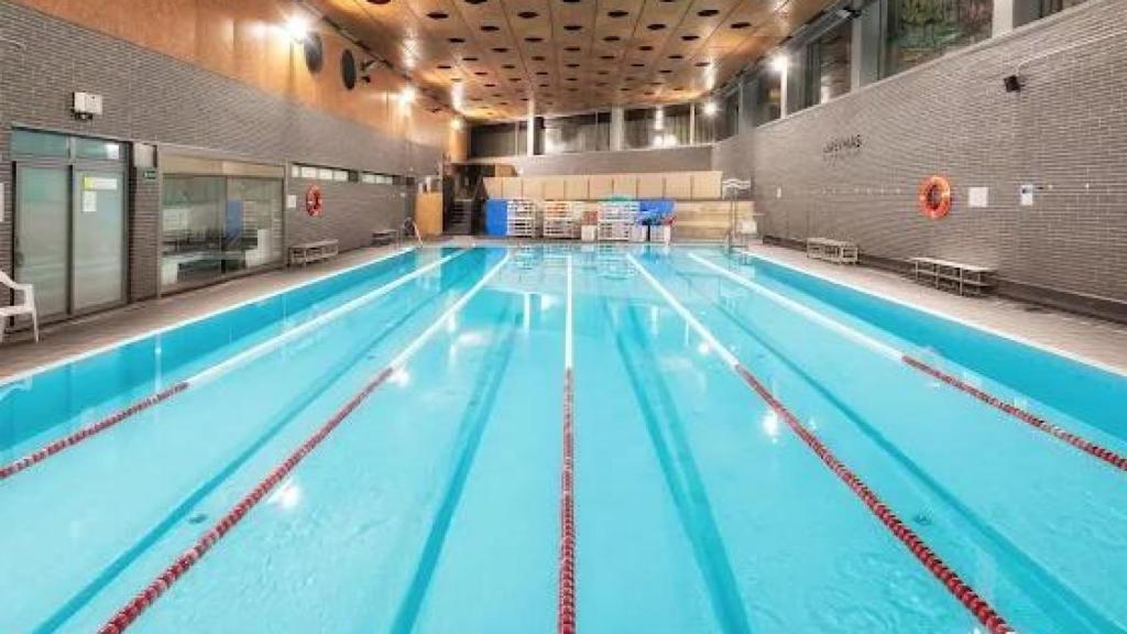 Piscina interior de OKEYMAS CEM Parc de la Ciutadella