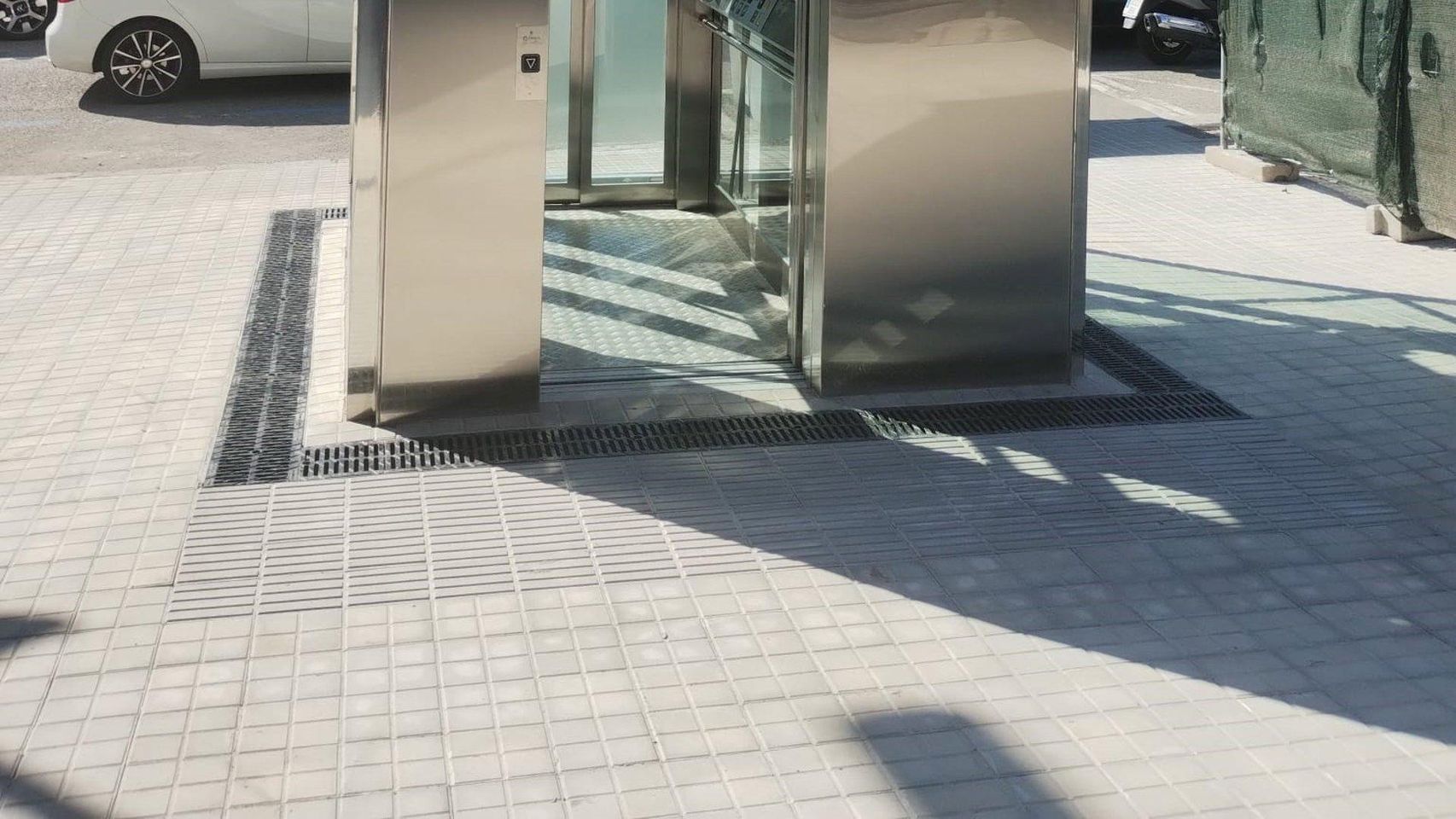 Imagen del nuevo ascensor en El Clot