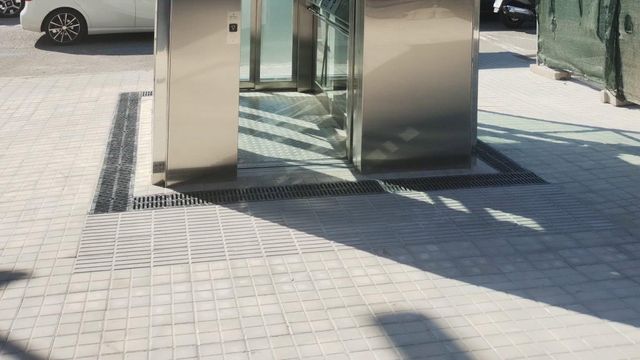 Imagen del nuevo ascensor en El Clot