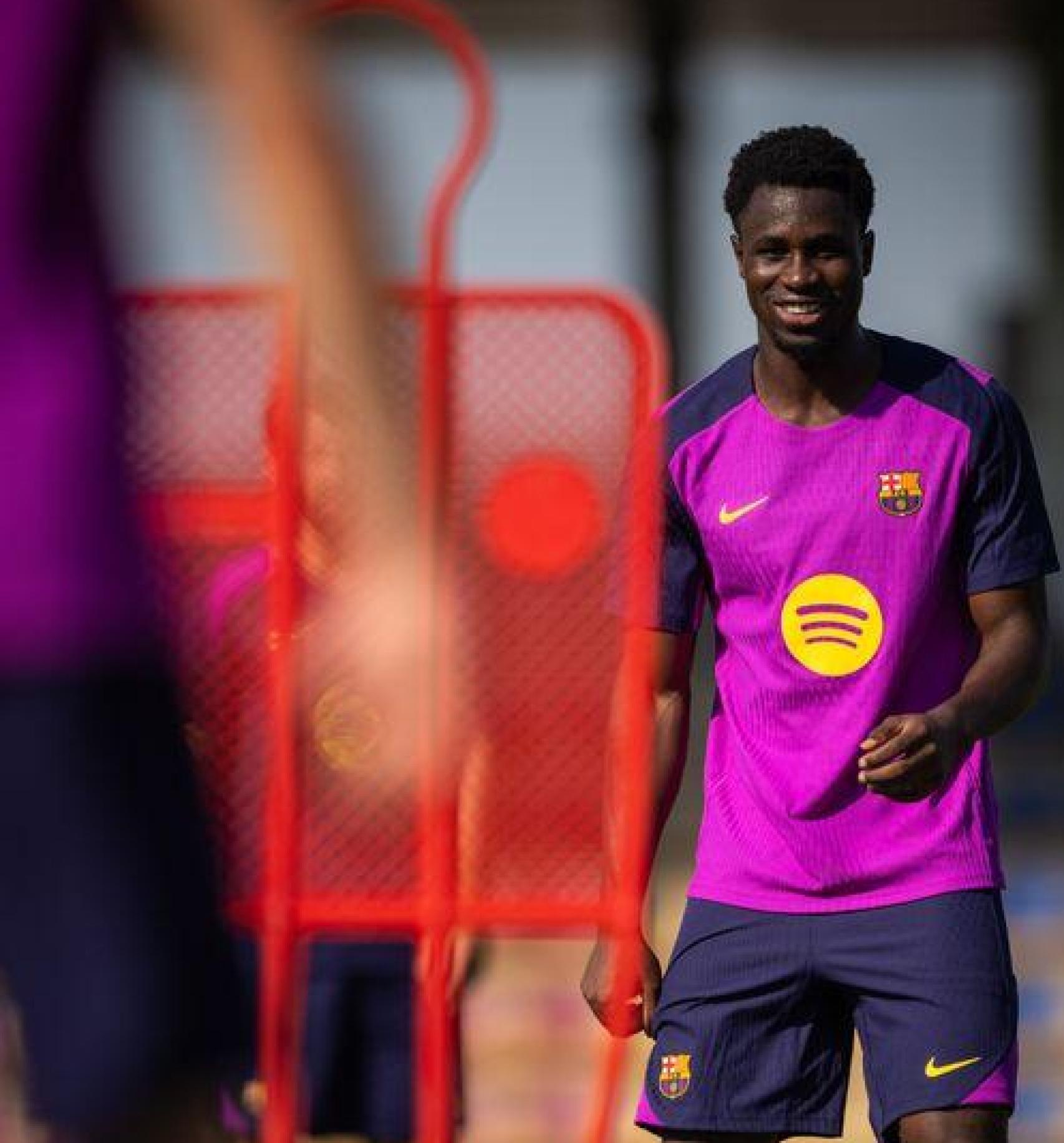 Landry Farré, durante los entrenamientos del primer equipo del Barça