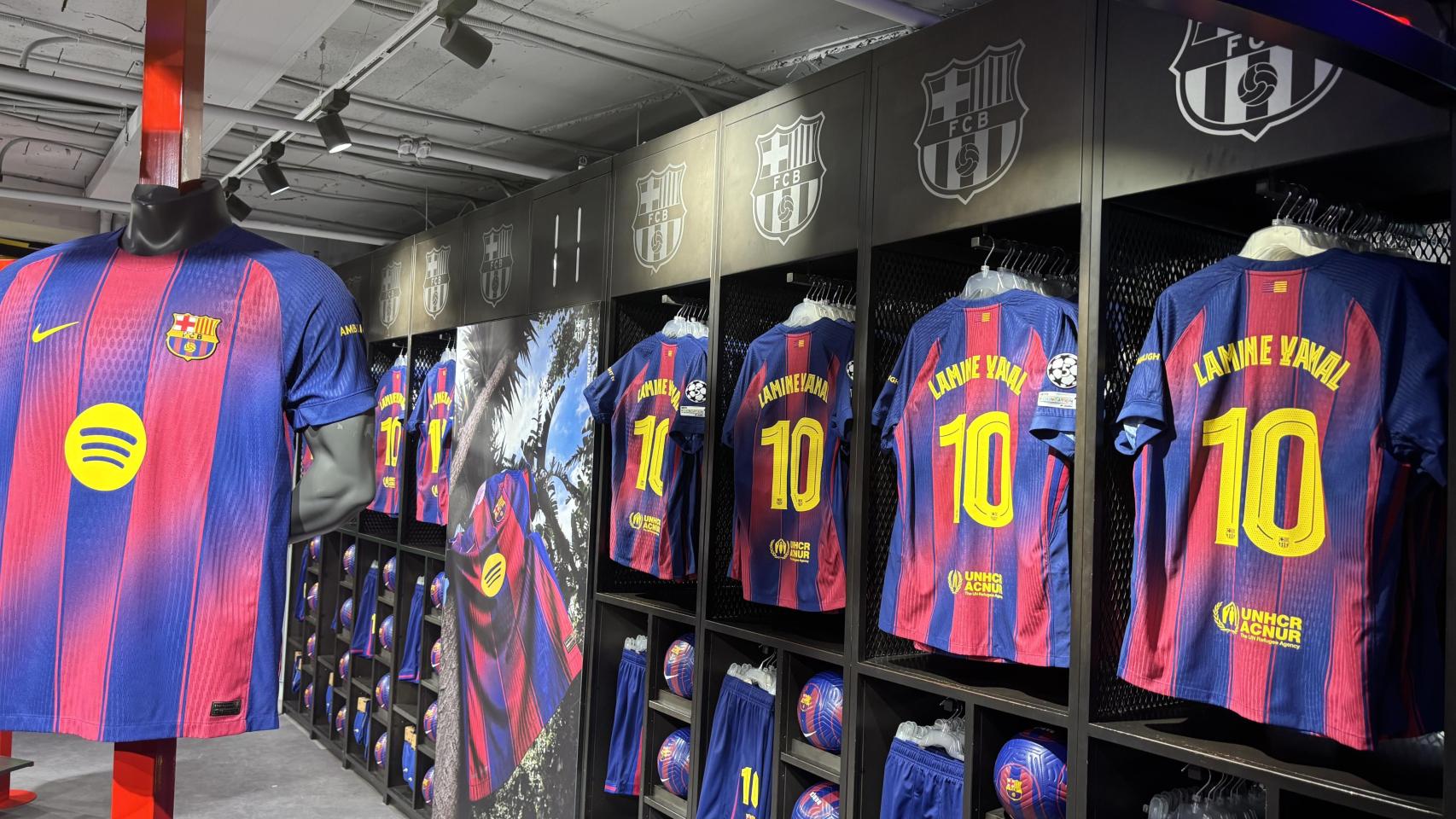 El Barça pone a la venta la camiseta de Lamine Yamal con el ‘10’ de Messi a la espalda: renovación oficial