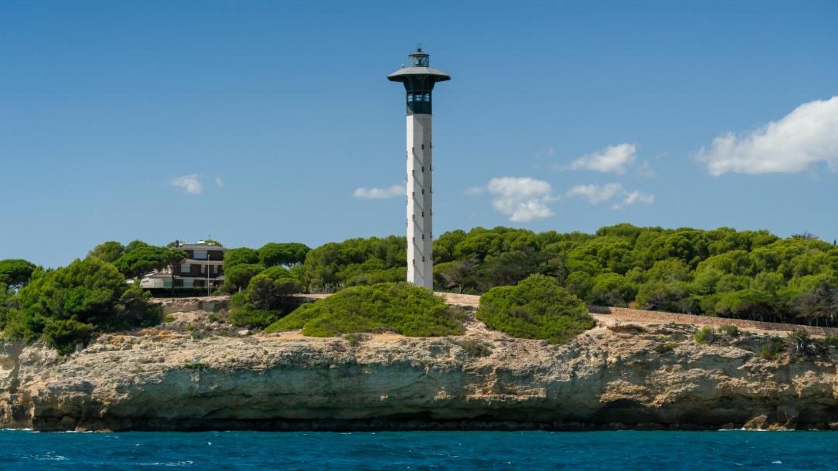 Está es la desconocida playa del faro oculta en una villa romana de Tarragona
