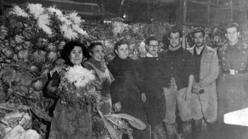 Parada de Cal Neguit a la Boqueria. Mitjans dels anys 40.