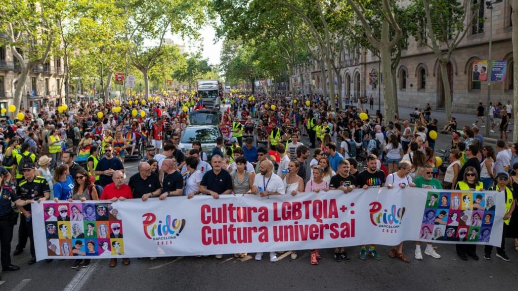 Manifestació del Pride Barcelona amb Collboni, Menor, Redondo i Urtasun