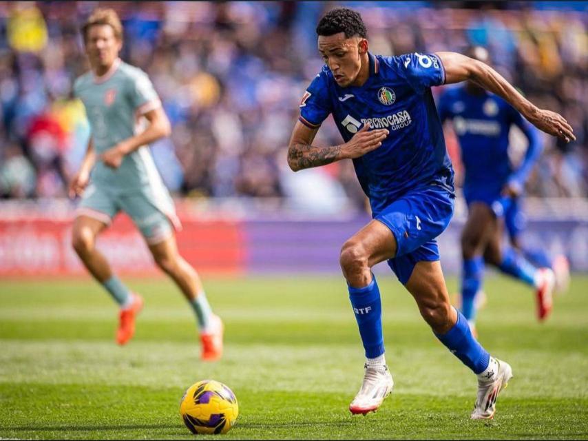 Álvaro Rodríguez en un partido con el Getafe