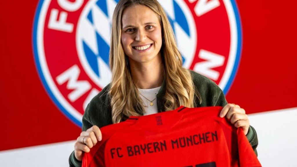 Klara Bühl renueva con el Bayern de Múnich hasta 2027
