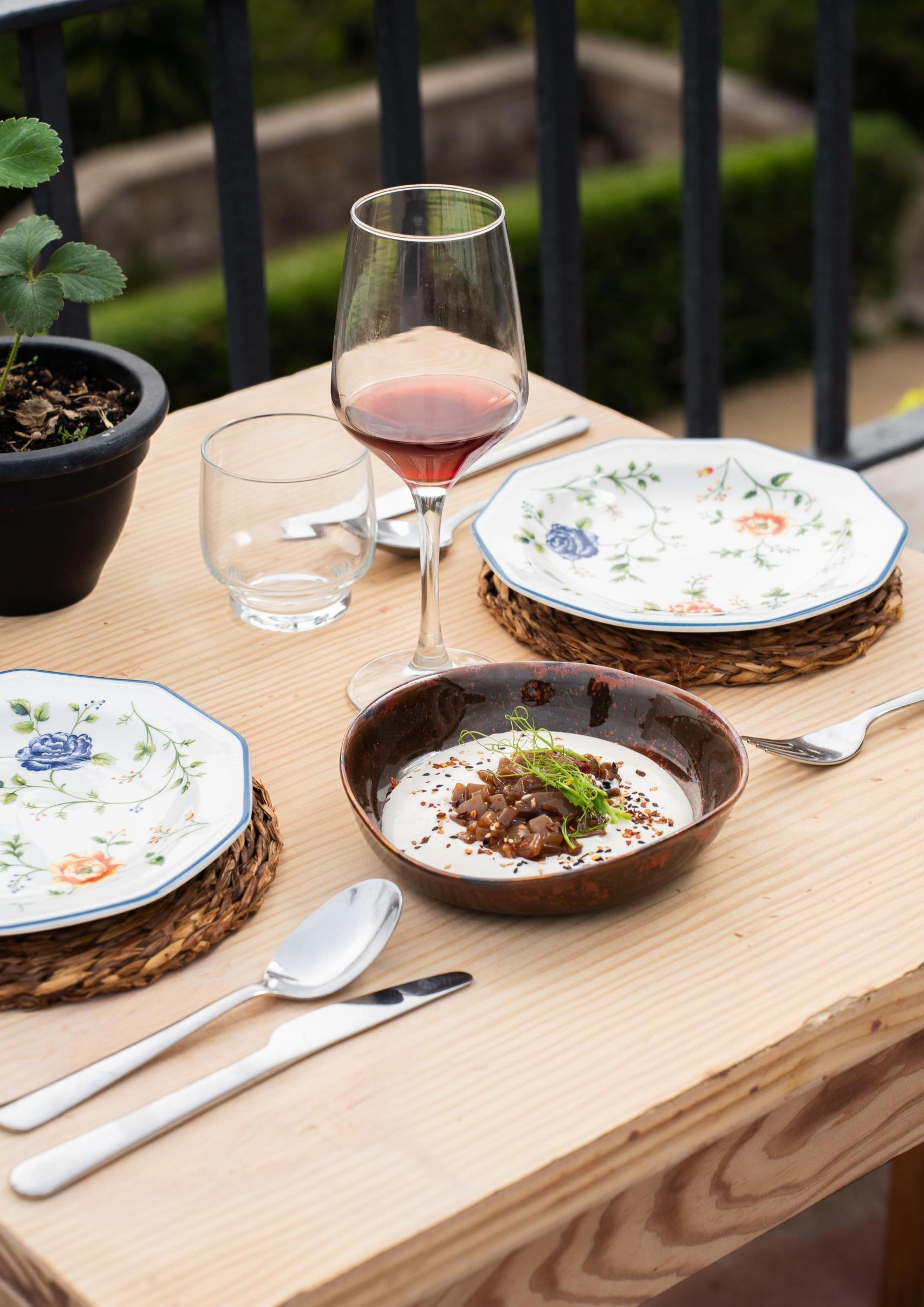 Platos de Farm to Table, el restaurante efímero de los Jardins del Grec de Barcelona