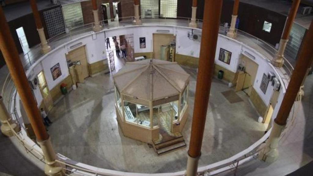 Imagen del panóptico de la Cárcel Modelo de Barcelona